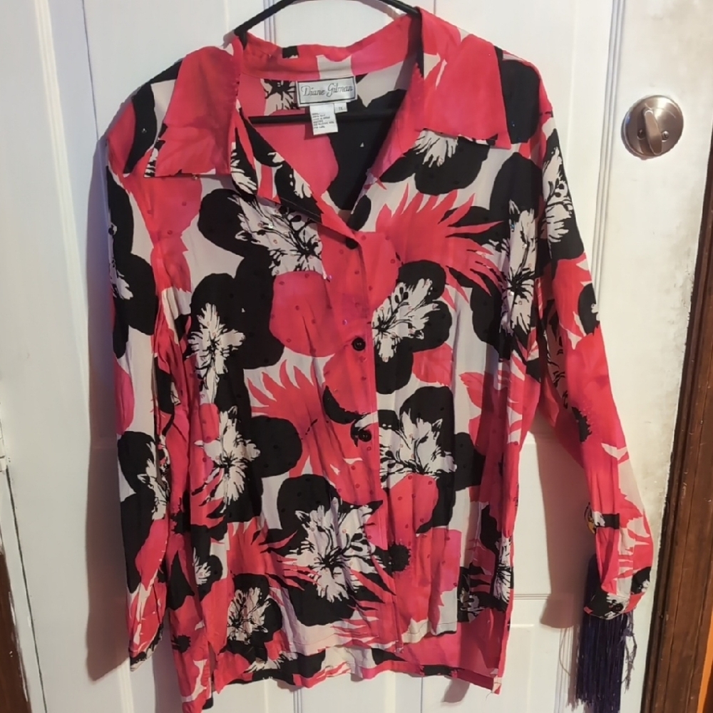 Nina Leonard Coral and Black Floral Button-Down Shirt